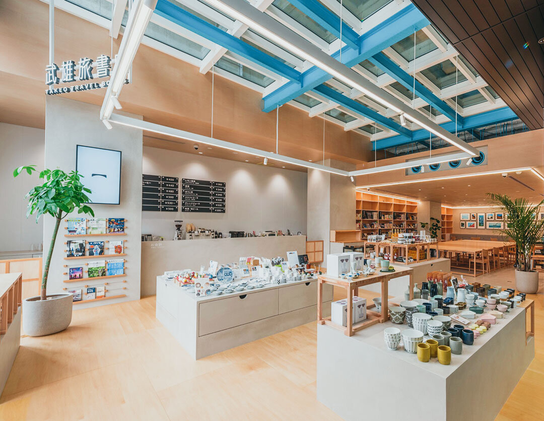 佐賀県武雄市「武雄 旅 書店」「武雄温泉駅観光案内所」を指定管理者として運営開始