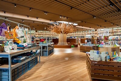 20210812_TSUTAYA BOOKSTORE fujinoki002.jpg