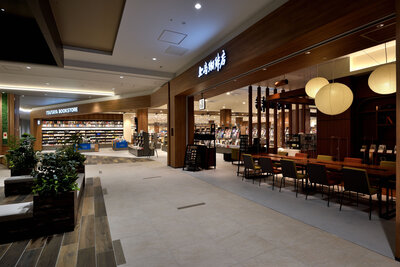 20221108_lalaportsakai_003.jpgのサムネイル画像