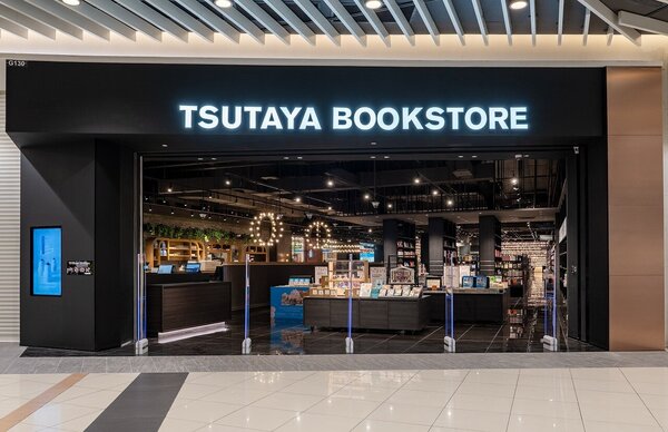 シンガポールの対岸に位置するジョホールバルにマレーシア3店舗目となる「TSUTAYA BOOKSTORE イオンモール テブラウ シティ店」を11月15日に開業